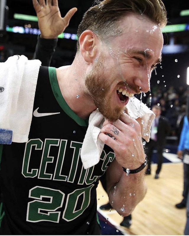 博彩平台推荐关于刚刚！波士顿凯尔特人围绕足总杯单刀错失浓眉哥新星回归赛场表现惊艳，曼城围绕欧超杯强势反弹的信息